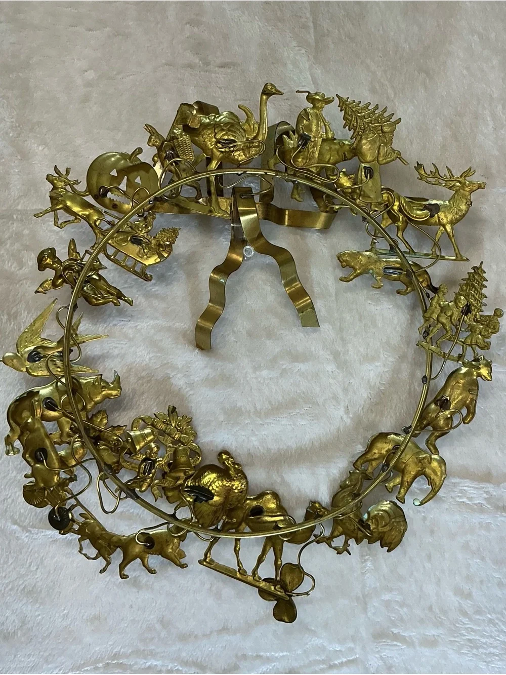 Vintage Brass Animal Motif Holiday Wreath - Decorative Home Accent